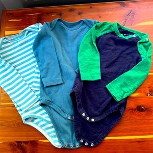 Lot of 3 Primary onesies 12-18M
